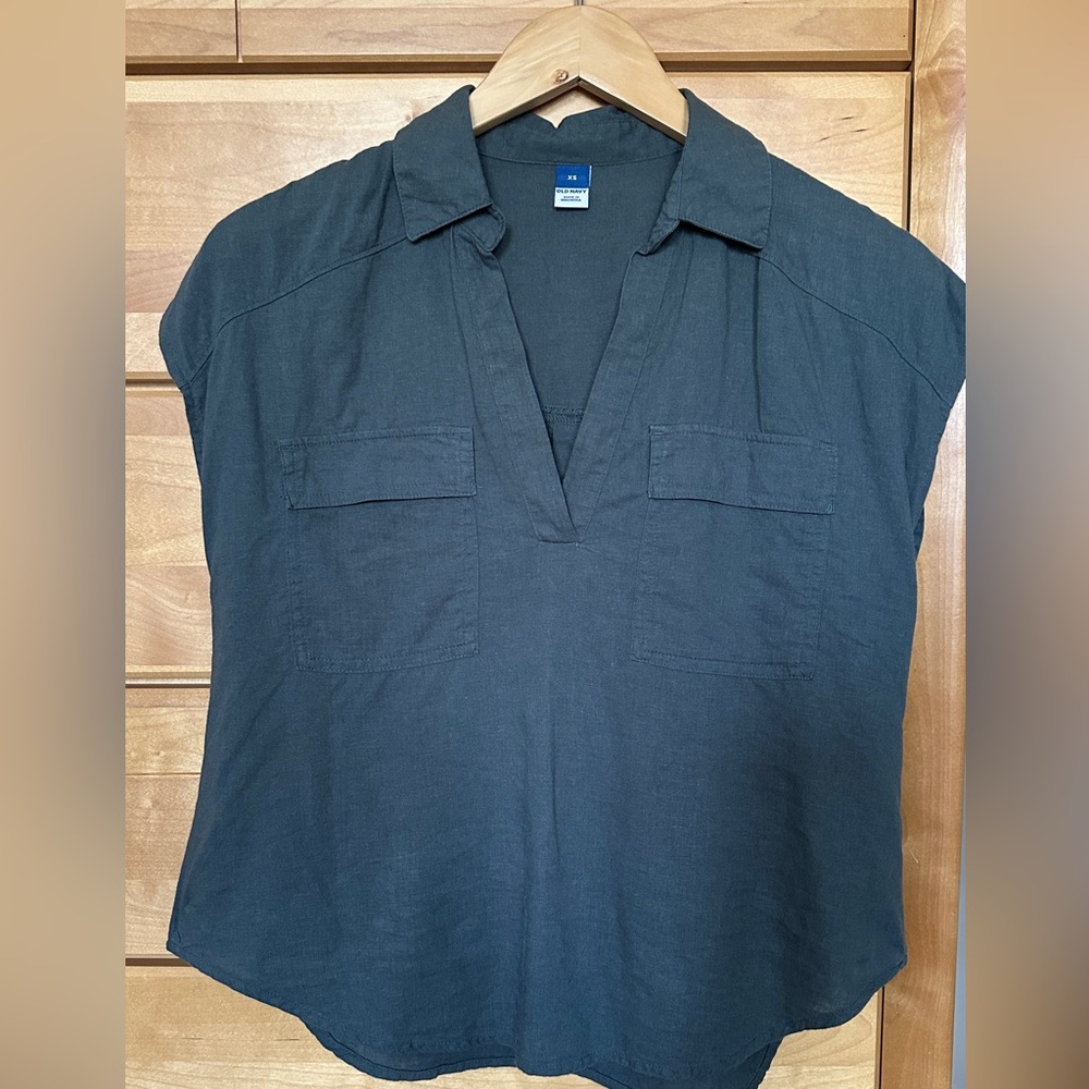 Old Navy Dusty Blue Gray Short-Sleeve Linen Rayon Shirt